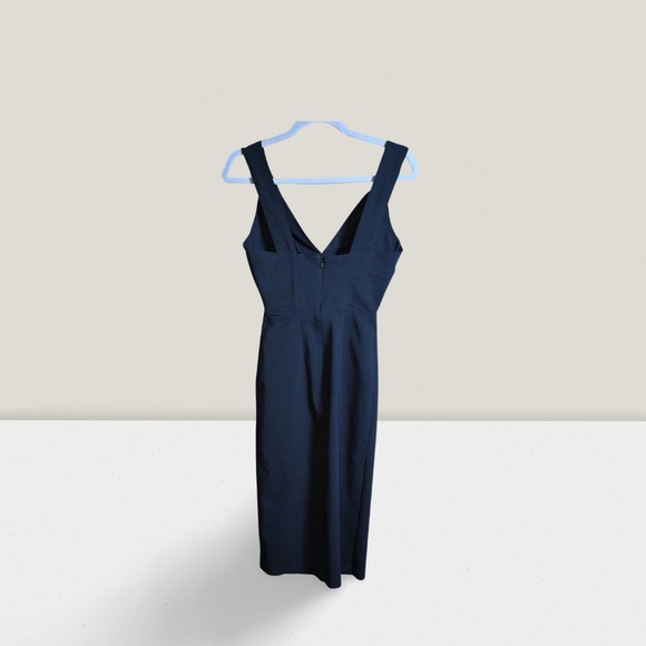 Chic Black Midi Body con Dress – Classic Little Black Dress (LBD) - Picture 2 of 7